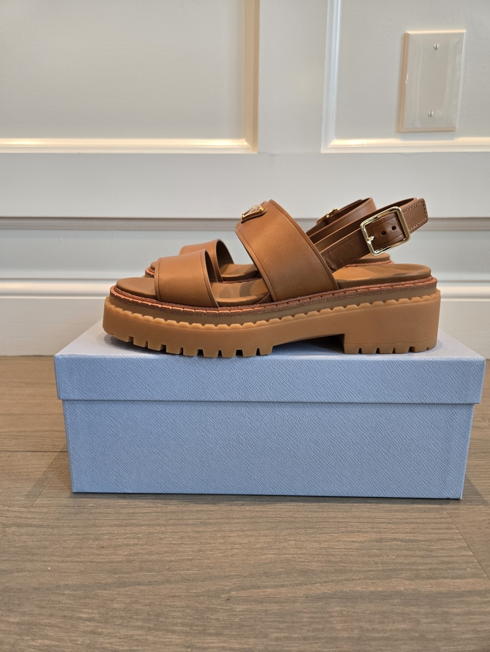 $1,270 Prada Leather Platform Sandals Brown EU 38.5 US 8.5 BNIB - Picture 5 of 12